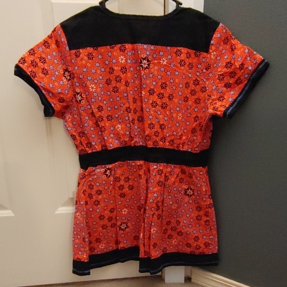 Top medium - Picture 2 of 2